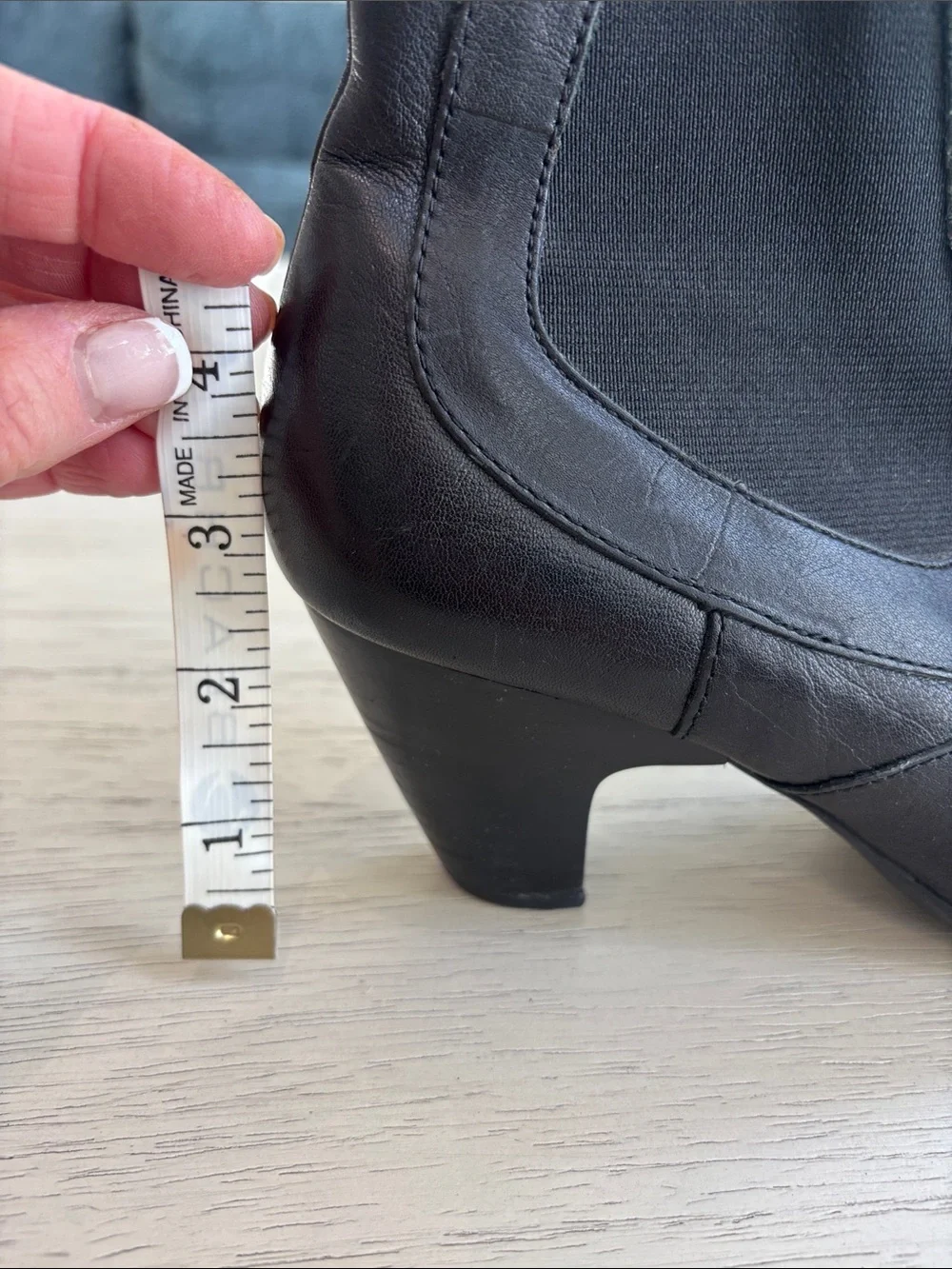 Born size 8- Women's Black Leather Ankle Boots – Classic Chelsea Style